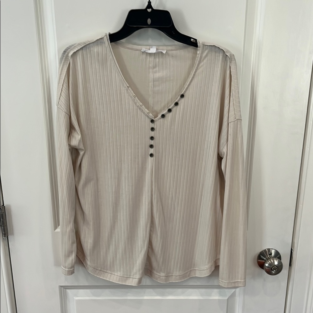 Cream Long Sleeve Tee with V-neck and Relaxed Fit